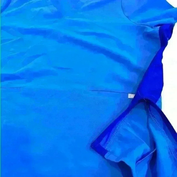 FIGS Scrubs Women’s Size 2XL Top In Blue - Picture 3 of 5